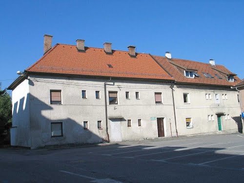 Slovenj Gradec, 2013-08-16.g., leta 1945 so objekt uzurpirali komunistični nasilneši 