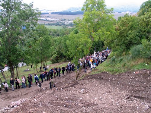 Udbina 2010-09-11.g.: blagoslov Crkve hrvatskih mučenika - kalvarija