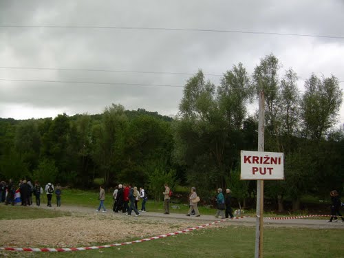 Udbina 2010-09-11.g.: blagoslov Crkve hrvatskih mučenika - kalvarija