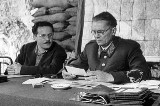 https://nova24tv.si/wp-content/uploads/2019/11/12_1_tito_kardelj-400x266.jpg